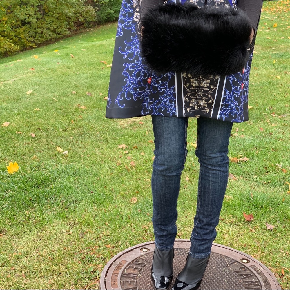 3N1 FAUX FUR MUFF HAND WARMER CLUTCH - Picture 3 of 7